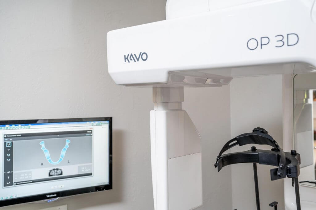 photo of x-ray machine, branded the kavo op3d